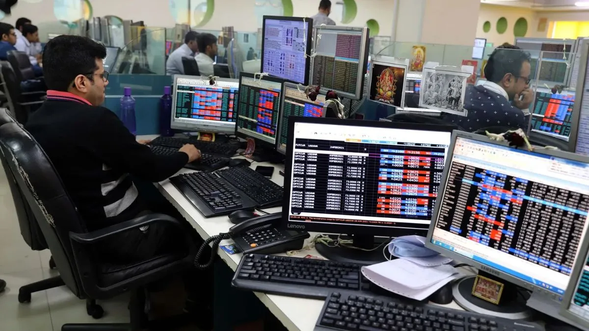 Share Market Closing: लगातार 8वें दिन गिरावट के साथ बंद हुआ शेयर बाजार, Sensex 200 अंक टूटा, Nifty 23000 के नीचे