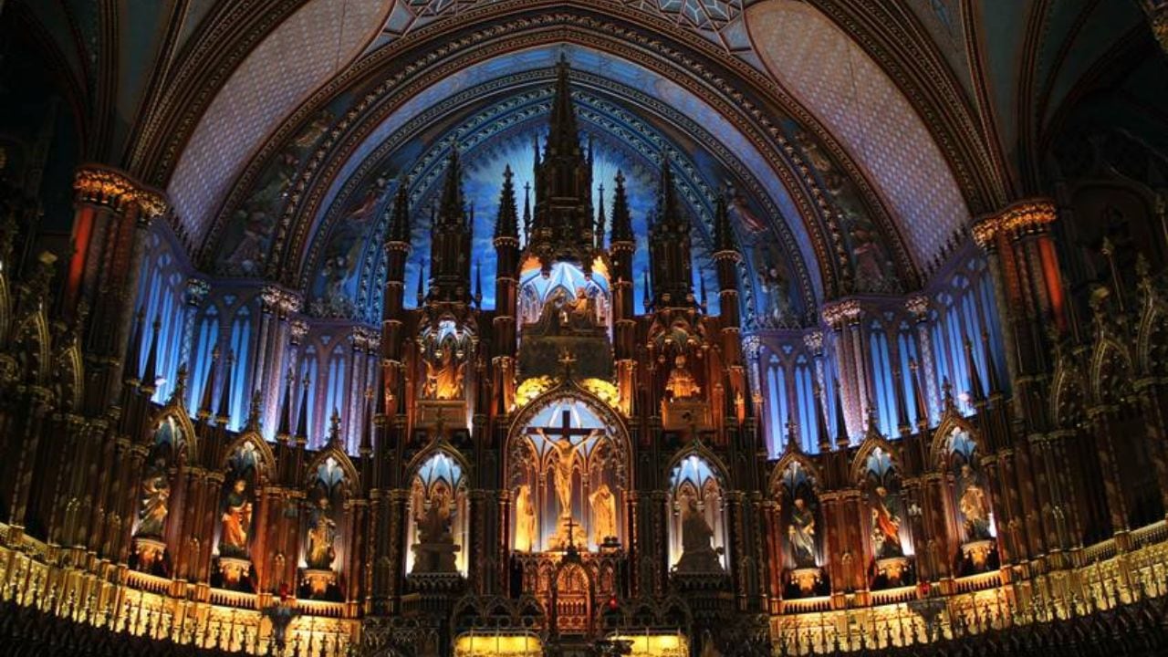 Good Friday के दिन दिल्ली के इन Famous churches में जाने का बनाएं प्लान, प्रभु ईसा मसीह का बलिदान आएगा याद
