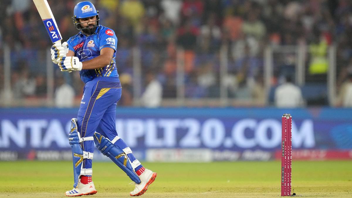 IPL 2025, MI vs KKR: यहां जानिए रोहित शर्मा कोलकाता नाइट राइडर्स के खिलाफ मैच में मुंबई इंडियंस की प्लेइंग इलेवन का हिस्सा क्यों नहीं हैं?