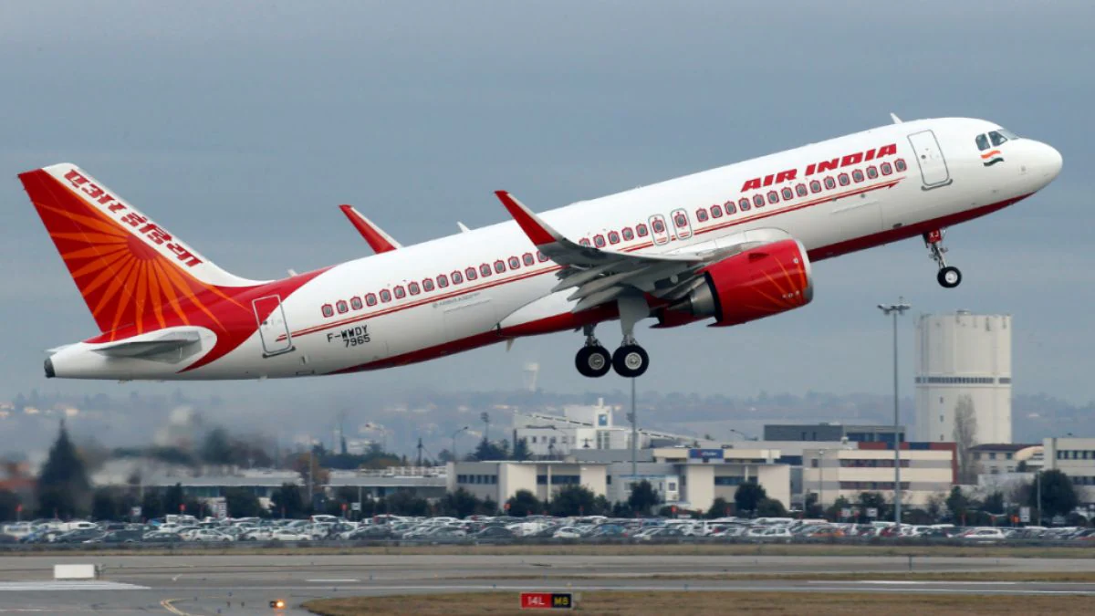 Air India Sale: ट्रेन टिकट के दाम पर हवाई सफर, सिर्फ 1199 रुपये में बुक करें फ्लाइट टिकट
