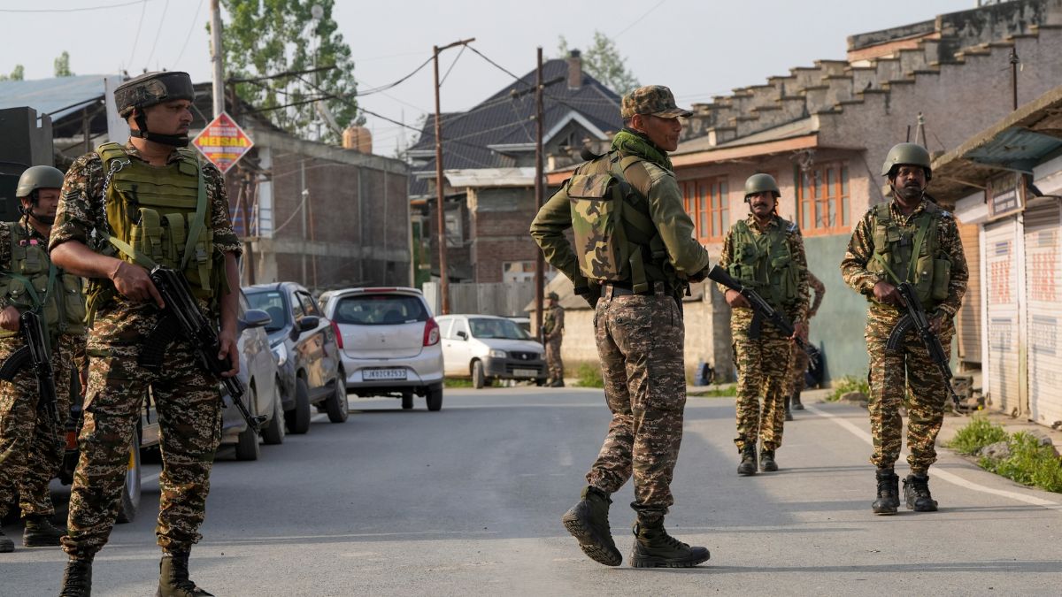 Operation Sindoor Full List: कहां-कहां हुई एयर स्ट्राइक? भारतीय सेना ने Pakistan में इन आतंकी अड्डों को बनाया निशाना