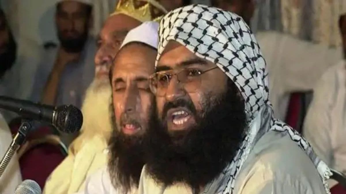 Operation Sindoor: पाकिस्तान में मातम मना रहा मसूद अजहर, भारतीय वायुसेना की एयर स्ट्राइक से आतंक के आका का परिवार खत्म