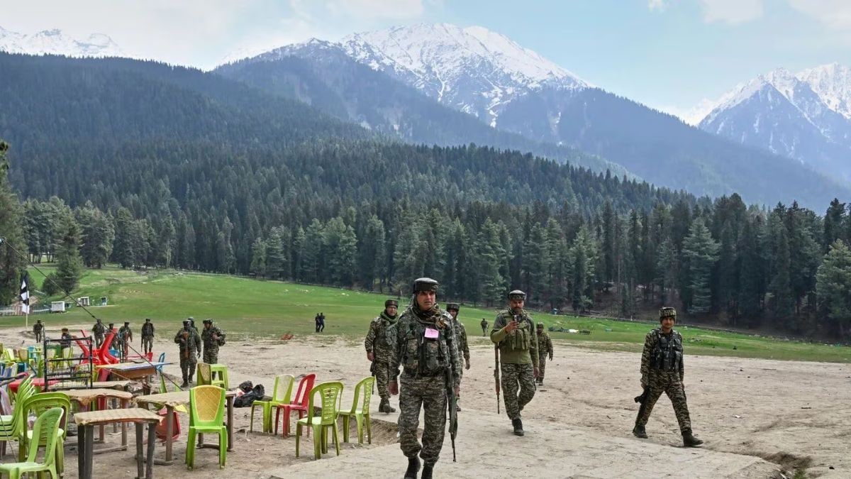 पहलगाम आतंकी हमले के बाद बड़ा प्रशासनिक फेरबदल, SHO का भी हुआ तबादला; जानें किसे कहां मिली तैनाती