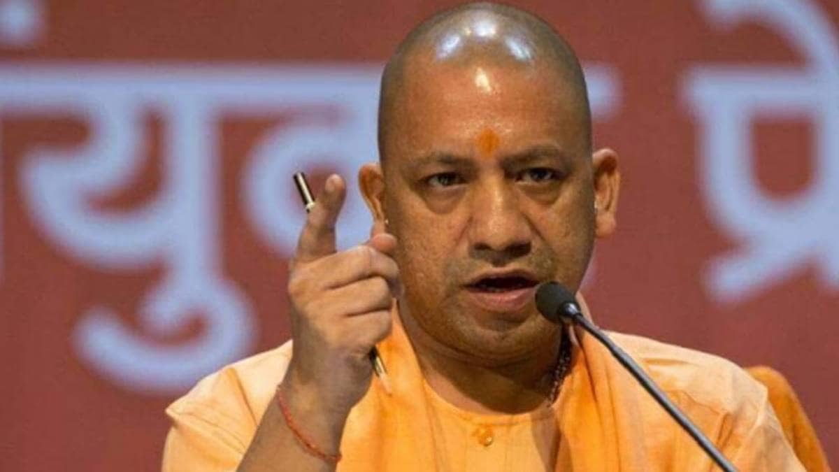पहलगाम हमले पर महिला सरकारी टीचर ने किया आपत्तिजनक पोस्ट, योगी सरकार ने किया सस्पेंड