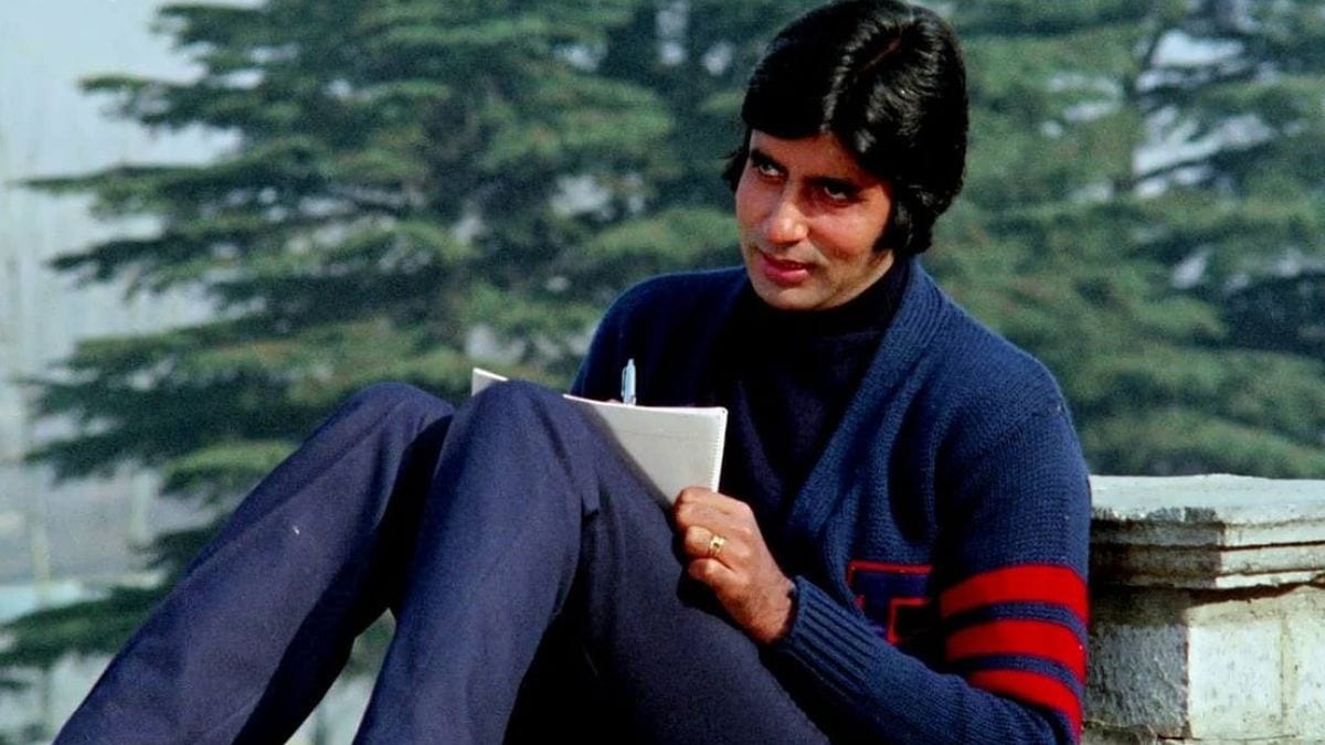 एक दिन में 200 सिगरेट पीते थे अमिताभ बच्चन, बन गए थे शराबी, फिर ऐसे छोड़ी थी नशे की आदत