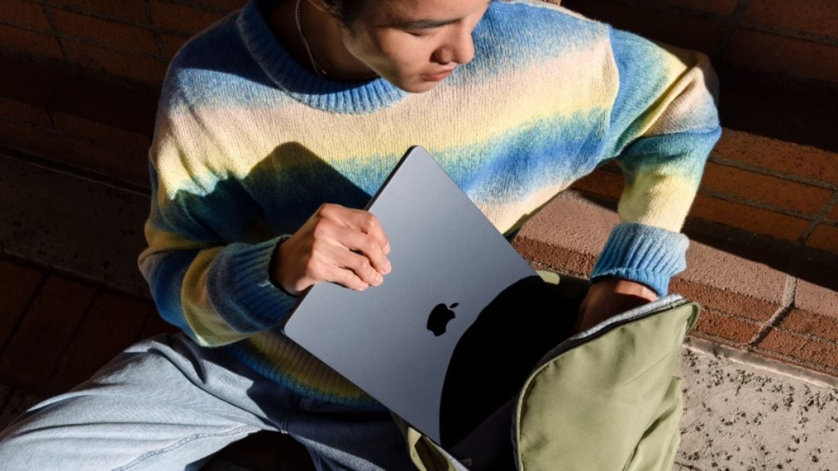 Apple Back to School Sale: इंतजार खत्म! शुरू हो गई ऐप्पल सेल, MacBook, iPad खरीदने पर फ्री मिल रहे ये आइटम