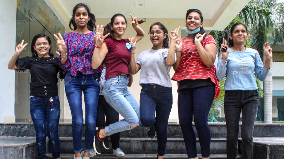 JAC 12th Arts Toppers List 2025: झारखंड बोर्ड 12वीं आर्ट्स में देव तिवारी ने किया टॉप, यहां देखें पूरी टॉपर्स की सूची