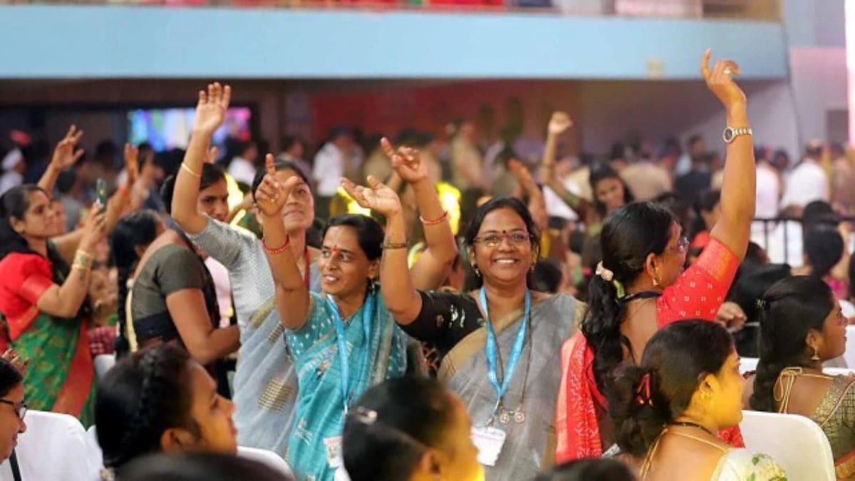 Ladki Bahin Yojana May Installment: करोड़ों महिलाओं के लिए खुशखबरी! 11वीं किस्त आनी हुई शुरू, आपके खाते में भी आए पैसे?, ऐसे करें चेक