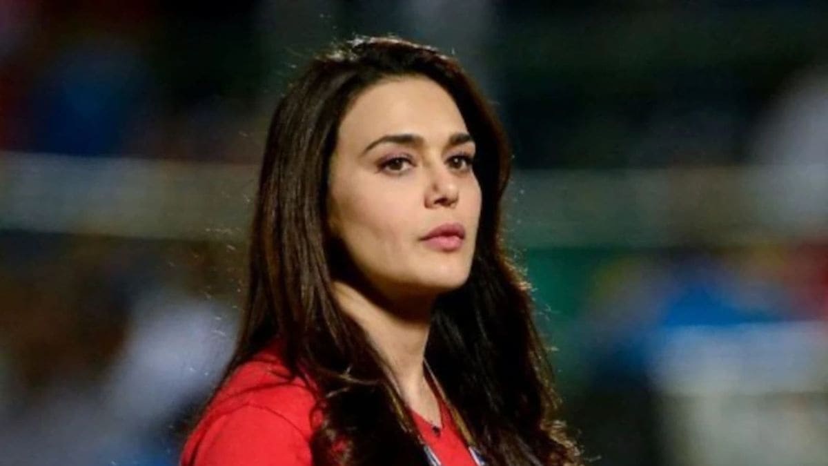 IPL 2025: आईपीएल फाइनल में हार के बाद प्रीति जिंटा को हुआ करोड़ों का नुकसान, मैदान पर हुईं इमोशनल, Video Viral