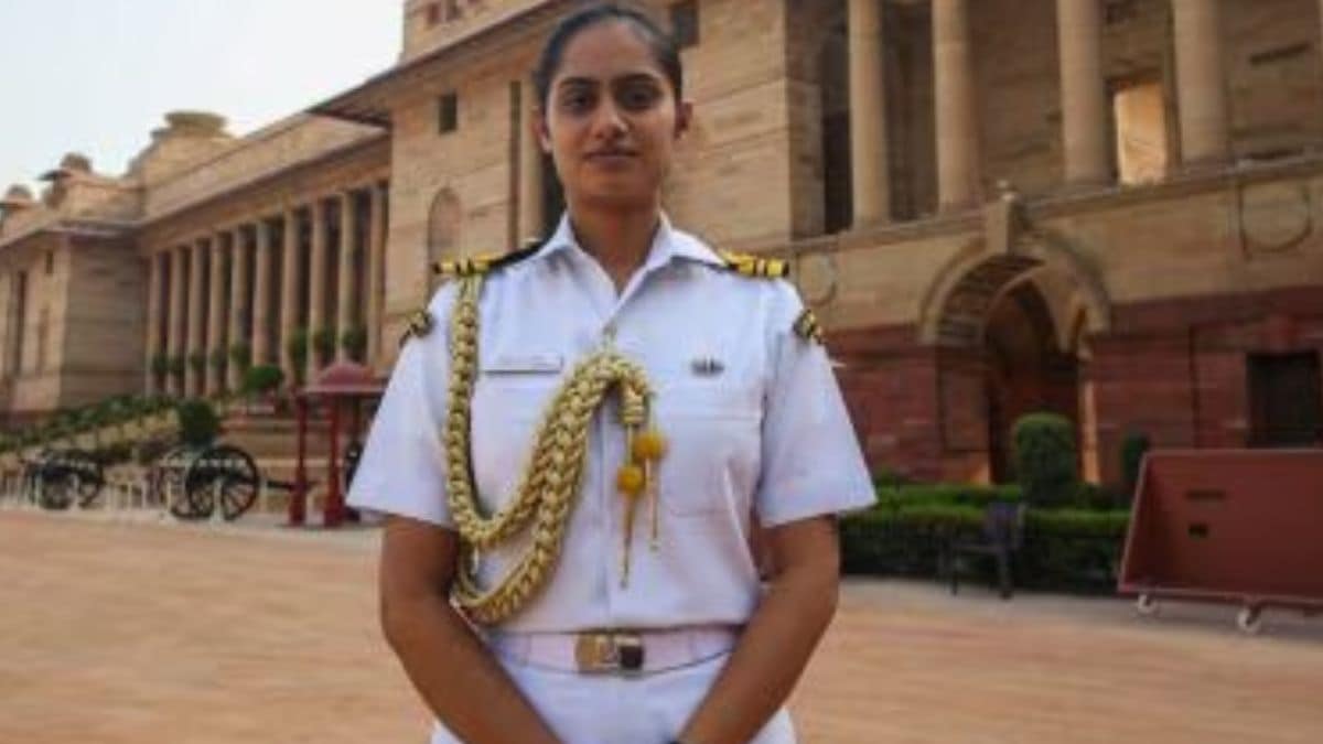 President Aide-de-Camp: ‘सपने में भी नहीं सोचा था कि ऐसा होगा…’, कौन हैं राष्ट्रपति की पहली महिला ADC यशस्वी सोलंकी?