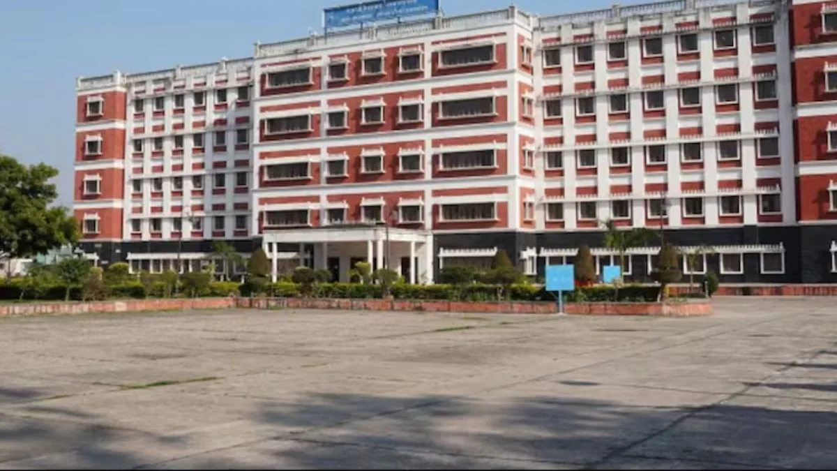 Uttarakhand Upper PCS Admit Card 2025: आज यहां Direct Link पर जारी होने वाला है एडमिट कार्ड, दो सत्र में होगी परीक्षा