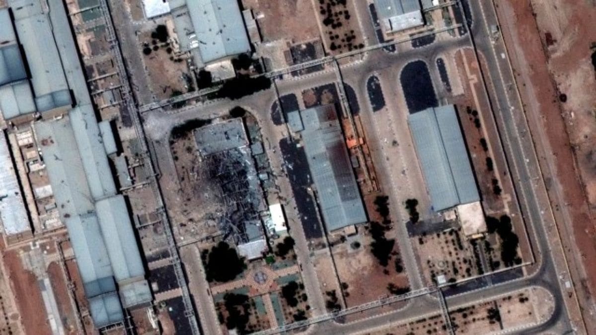 क्या अमेरिका ने गलत जगह कर दिया अटैक? जानें ईरान के Enriched Uranium पर क्या कहती हैं रिपोर्ट्स