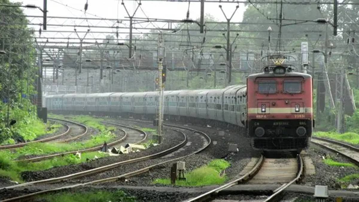 RRB Technician 2025: आरआरबी टेक्नीशियन की 6000 से अधिक पदों के लिए निकली वैकेंसी, जानें कब शुरू होगी आवेदन प्रक्रिया