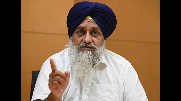 Punjab Politics: पुराने नेताओं की ‘घर वापसी’ करा रहे सुखबीर बादल क्या पंजाब में अकाली दल को ‘जिंदा’ कर पाएंगे?