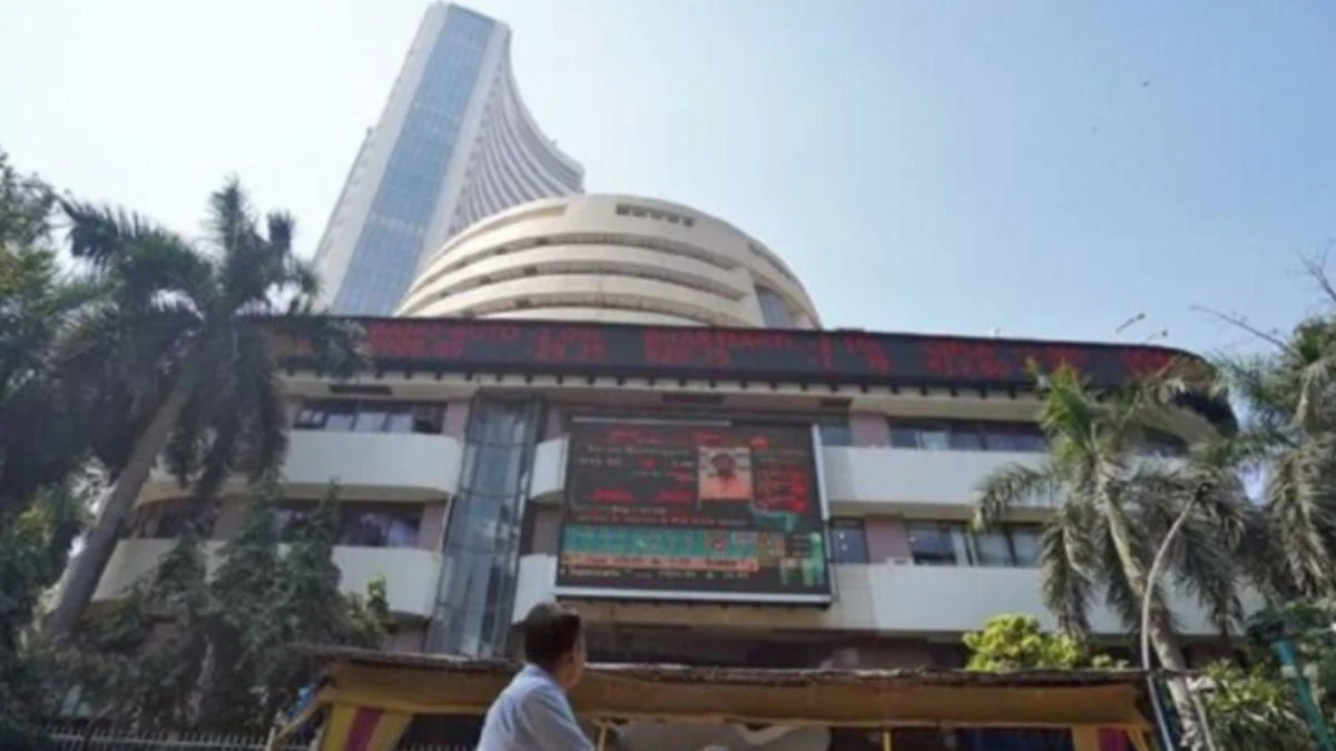 Share Market Today: शेयर बाजार में आज सपाट शुरुआत, Nifty 25500 के ऊपर, Sensex 100 अंक उछला