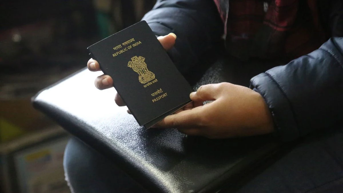 US Visa Policy: अमेरिका के इमिग्रेशन अफसर क्यों चेक कर रहे सोशल मीडिया अकाउंट? जानें नई पॉलिसी का क्या होगा असर