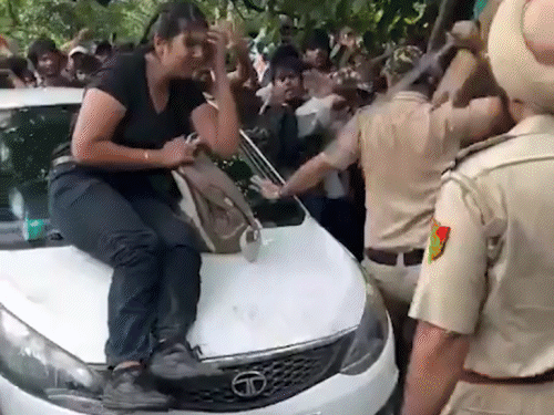 सुप्रीम कोर्ट बोला-पैलेट गन से घायल प्रदर्शनकारियों का इलाज कराएं:दिल्ली सरकार को आदेश; केंद्र जंतर-मंतर प्रोटेस्ट में इस्तेमाल हथियारों का रिकॉर्ड रखे