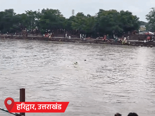 जम्मू-कश्मीर और उत्तराखंड में लैंडस्लाइड, केदारनाथ रूट बंद:श्रद्धालुओं को रोका, हरिद्वार में कांवड़िया बहा; राजस्थान समेत 16 राज्यों में बारिश का ऑरेंज अलर्ट