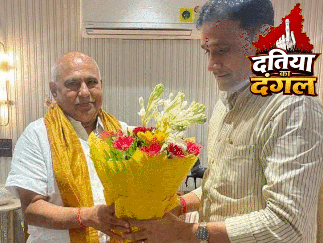 दतिया से नरोत्तम नहीं, आशुतोष तिवारी BJP कैंडिडेट:जिलाध्यक्ष समेत पार्षदों का इस्तीफा, विरोध में महिलाएं सड़क पर लेटीं; ग्वालियर-झांसी हाईवे 2KM तक जाम