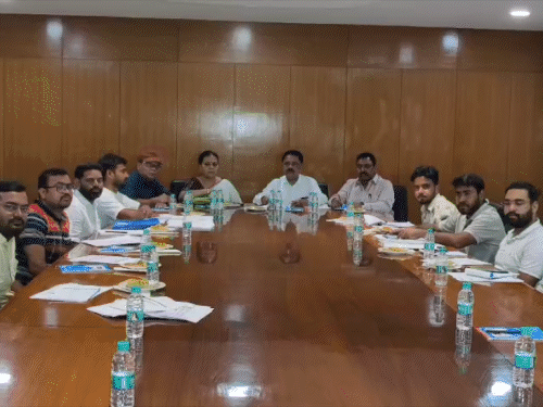 झारखंड सरकार और छात्रों में तीसरे राउंड की बातचीत:तीन घंटे से चल रही मीटिंग; आंदोलन के समर्थन में एक दिन के अनशन पर MLA जयराम