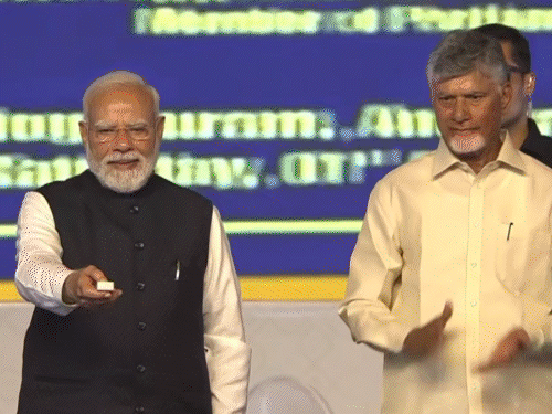 मोदी बोले-पहले एयरपोर्ट के नाम एक ही परिवार पर थे:हमने परंपरा बदली; आंध्र प्रदेश में भोगपुरम एयरपोर्ट समेत 18000 करोड़ के प्रोजेक्ट्स शुरू