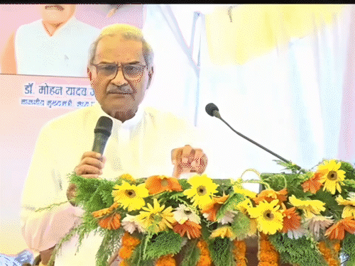भाजपा सांसद बोले-शुद्ध पेट्रोल तुम्हारे बाप के घर से आएगा?:एथेनॉल के विरोध पर भड़के, कहा- सबसे कम महंगाई भारत में, सबसे ज्यादा रोजगार यहां