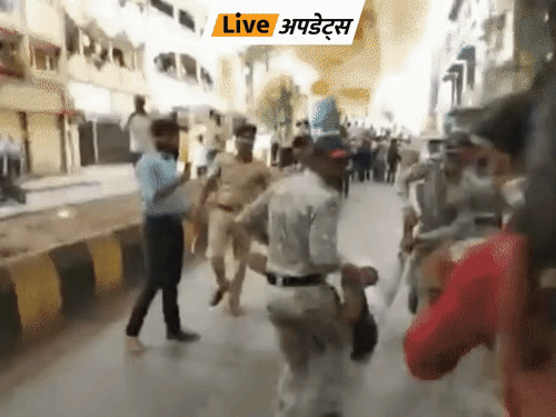 भास्कर अपडेट्स:E20 फ्यूल के खिलाफ नागपुर में गडकरी के घर के बाहर कांग्रेस का प्रदर्शन, कई हिरासत में