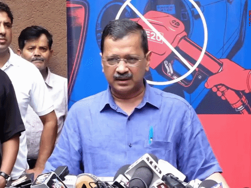 E20 फ्यूल का विरोध- केजरीवाल PM आवास तक मार्च निकालेंगे:बोले- पेट्रोल पंप पर शुद्ध पेट्रोल मिले, सरकार इसे थोपे नहीं