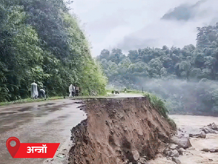 ओडिशा में बाढ़, 312 स्कूली छात्र 2 दिन से फंसे:यूपी के 20 शहरों में तेज बारिश, अस्पताल-घरों में पानी; हिमाचल में इस मानसून 187 मौतें